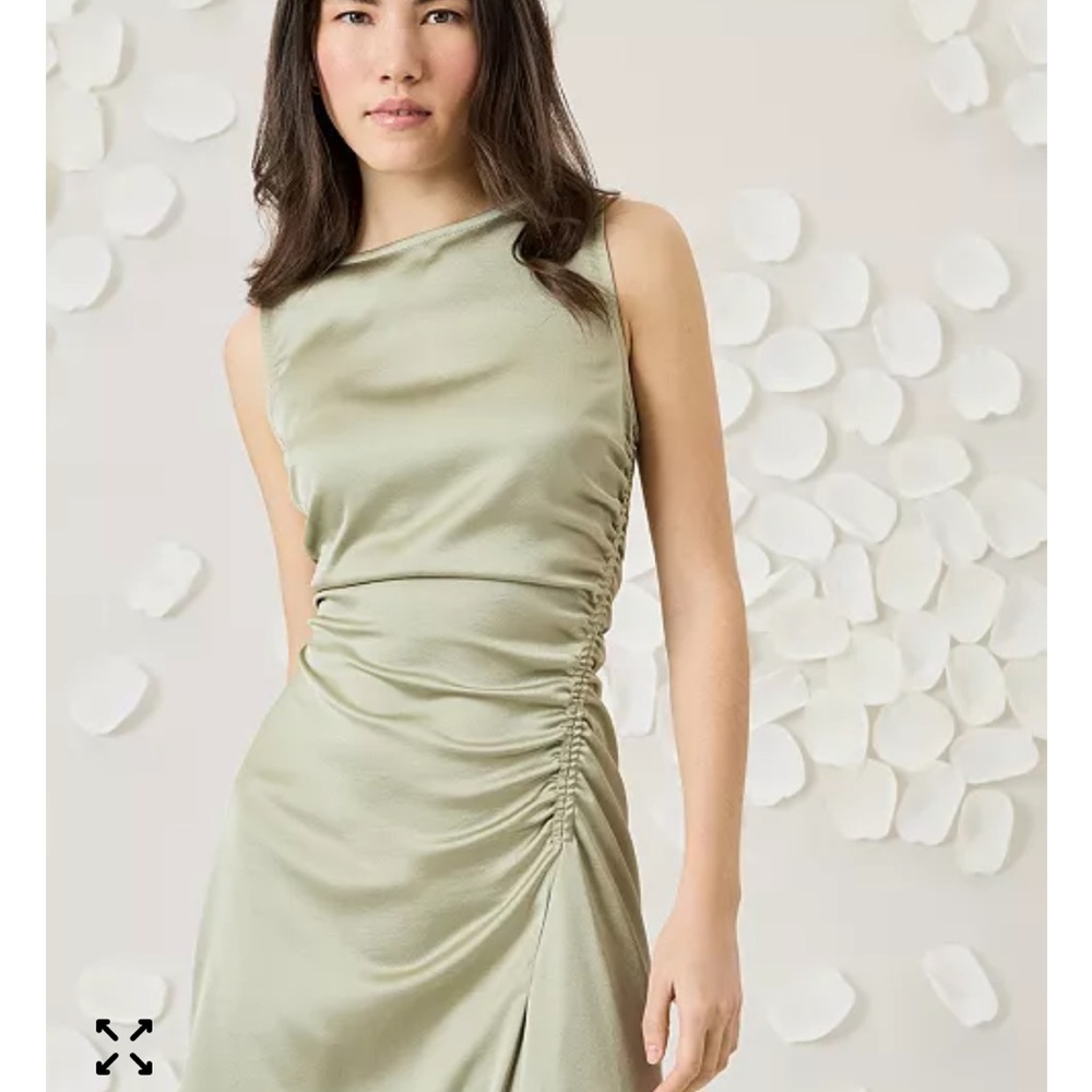 Luxely sage green ruched asymmetrical mid dress - Picture 4 of 4